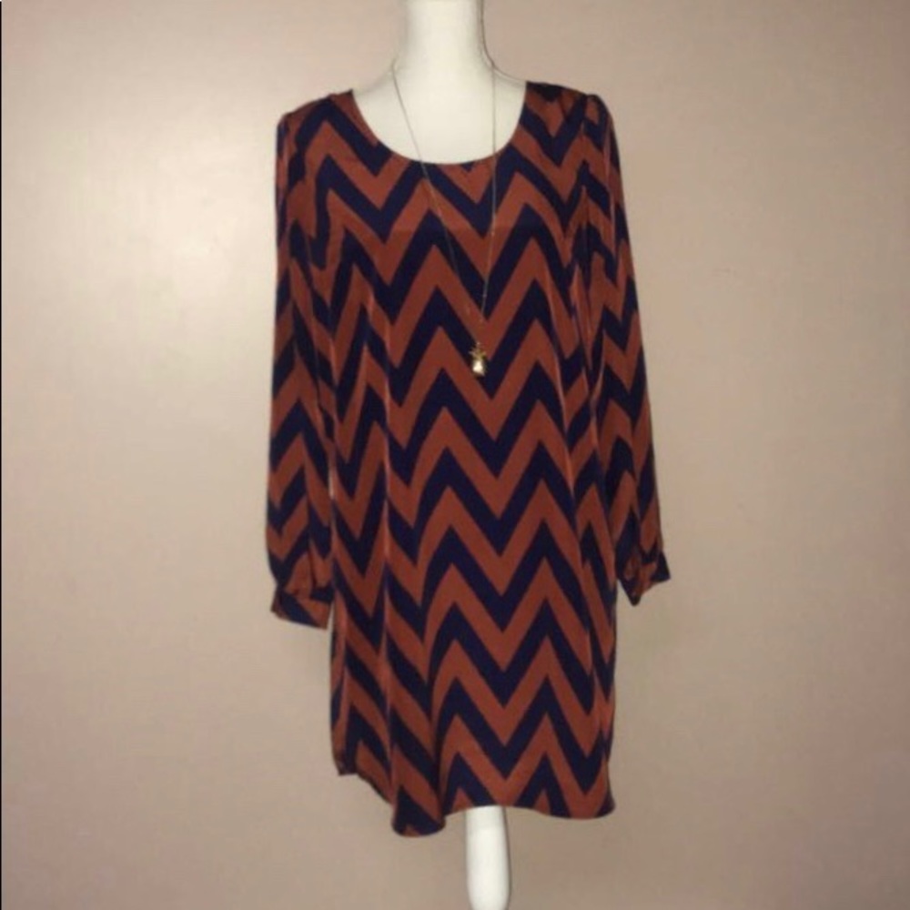 Chevron Dress 〰️ - Picture 4 of 6